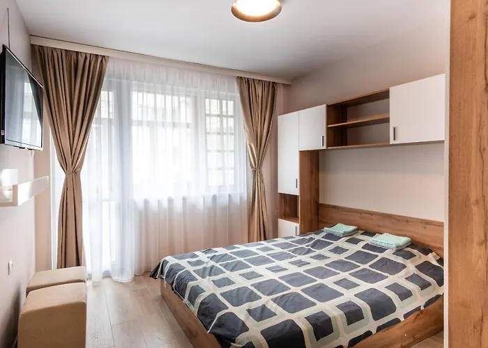 Radi's Coastal Chic Varna